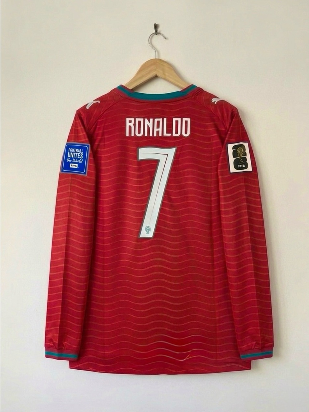Ronaldo #7  Portugal 2026 Home Kit Fan Version Long Sleeve Size Medium